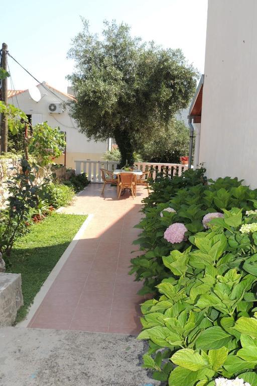 Apartments Travarevic Dubrovnik Exteriör bild