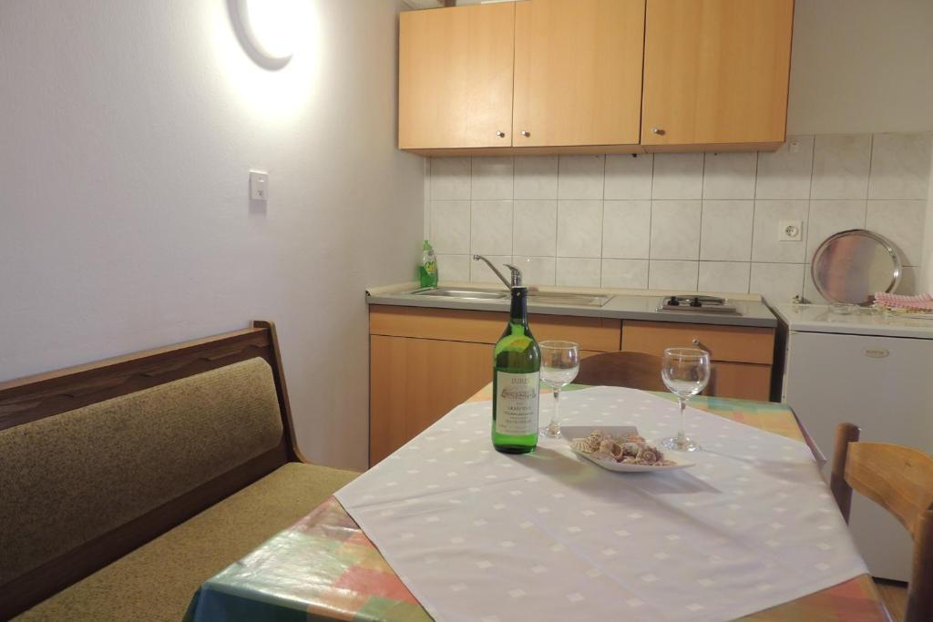 Apartments Travarevic Dubrovnik Rum bild